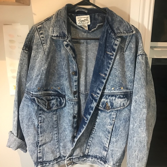 SOLD✨ CLASSIC VINTAGE DENIM JACKET - Picture 2 of 4